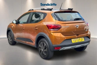 Vehicle Thumbnail 6