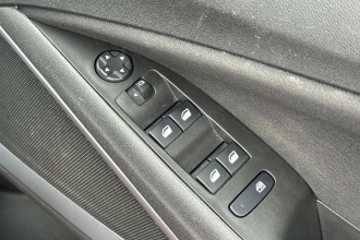 Vehicle Thumbnail 40