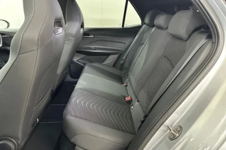 Vehicle Thumbnail 25