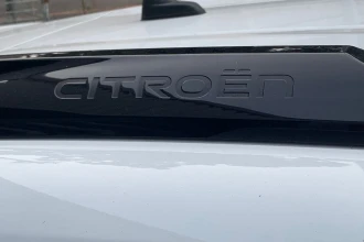 Vehicle Thumbnail 36