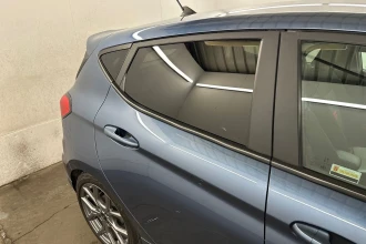 Vehicle Thumbnail 11