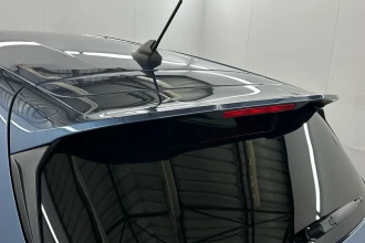 Vehicle Thumbnail 12