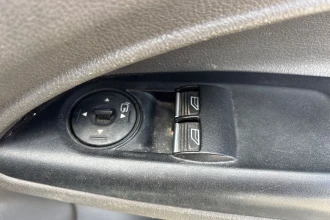 Vehicle Thumbnail 10