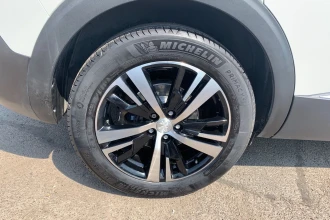 Vehicle Thumbnail 19