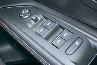 Vehicle Thumbnail 26