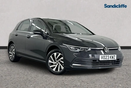 Volkswagen Golf Listing Image