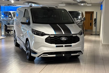 Ford Transit Custom Listing Image