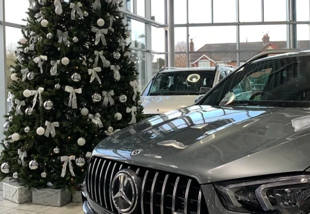 Sandown Christmas Opening Hours