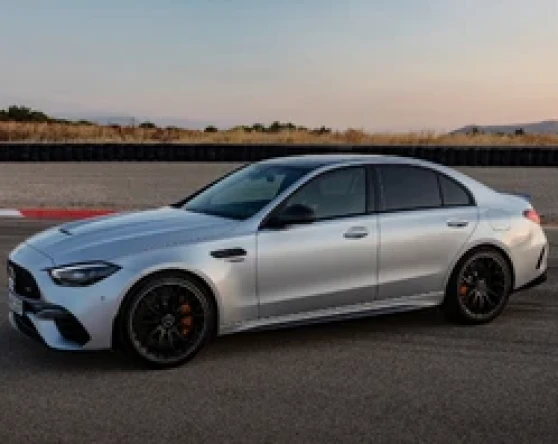 The new Mercedes-AMG C 63 S E PERFORMANCE Image 1