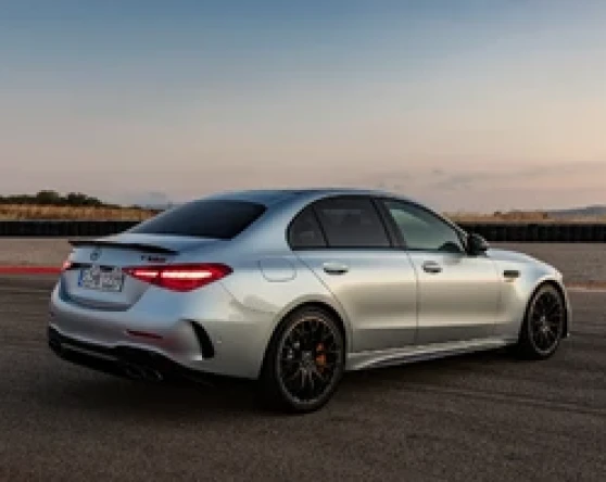 The new Mercedes-AMG C 63 S E PERFORMANCE Image 2