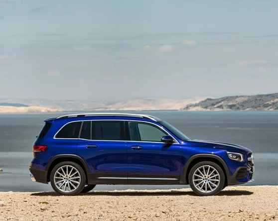 The new Mercedes-Benz GLB Image 3