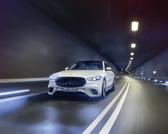 The S-Class from Mercedes-AMG with E Performance Image 1