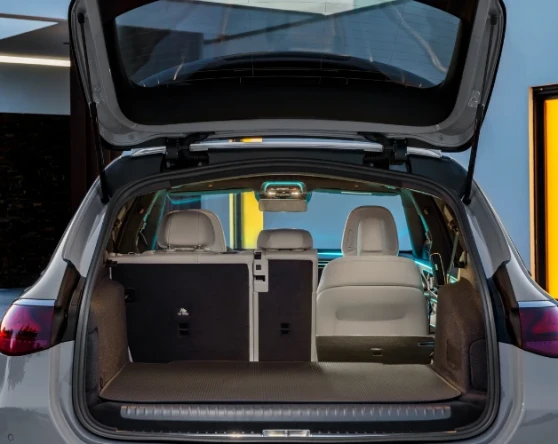 The new E-Class Estate Image 2