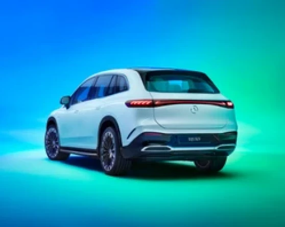 Mercedes-Benz EQS SUV now available Image 1