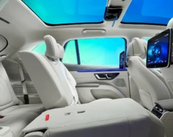 Mercedes-Benz EQS SUV now available Image 2