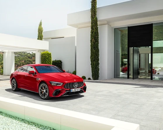 The Mercedes-AMG GT 63 S E PERFORMANCE Image 1