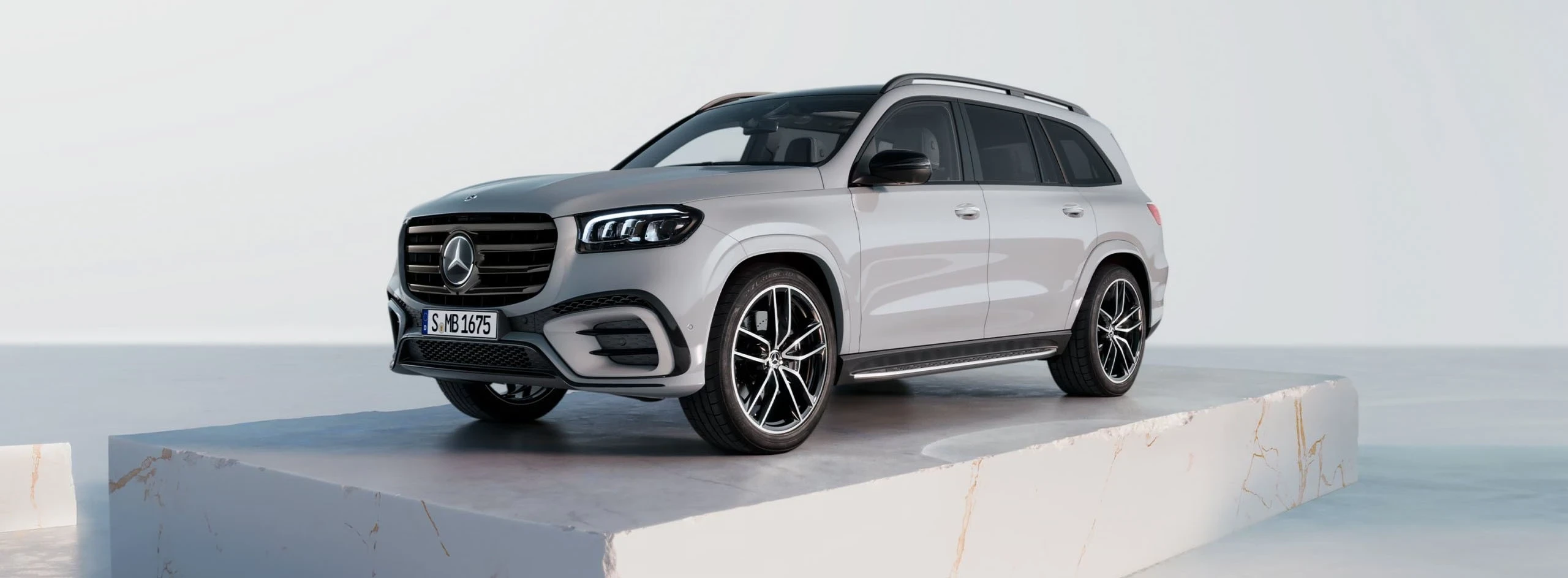New Mercedes-Benz GLS