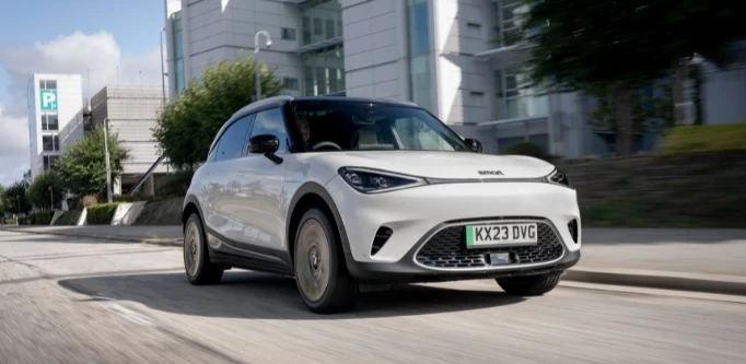 Shop all-new, all-electric smart.