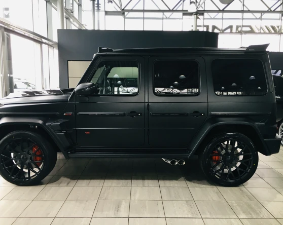 THE WORLD OF SANDOWN BRABUS Image 4