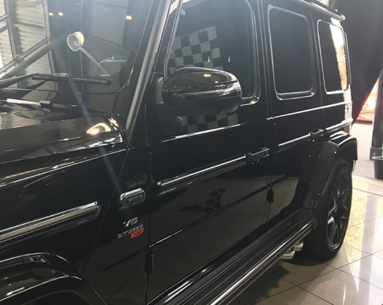 THE WORLD OF SANDOWN BRABUS Image 5