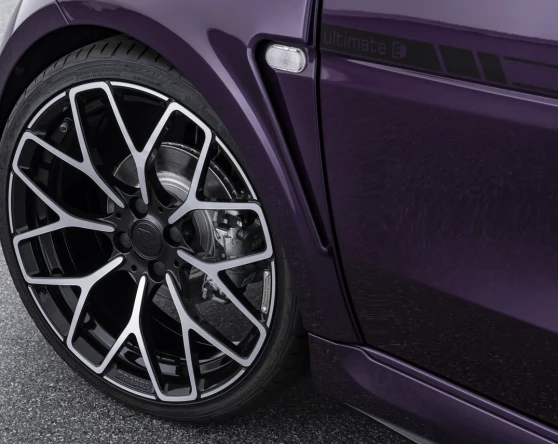 ULTIMATE E WORLD PREMIERE Image 4