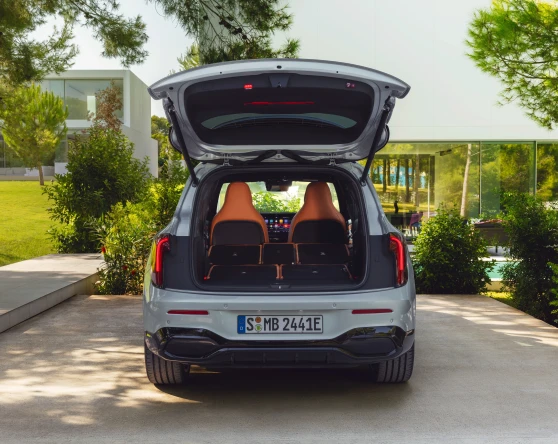 The all-new Mercedes-Benz GLB. Image 3