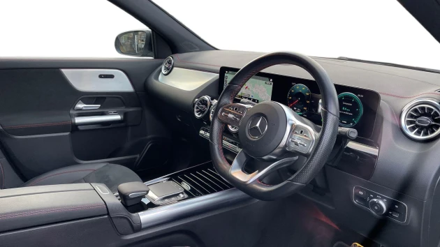 Mercedes-Benz EQA Listing Image