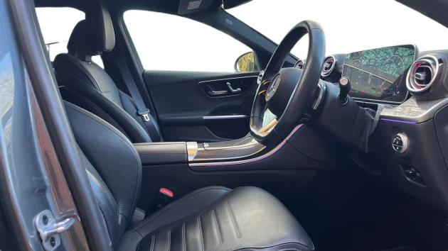 Mercedes-Benz C-Class Listing Image