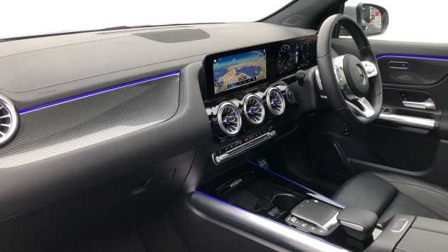 Mercedes-Benz GLA Listing Image