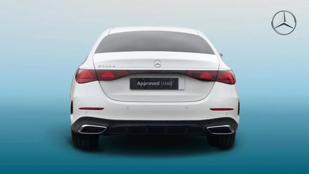 Mercedes-Benz E-Class Listing Image