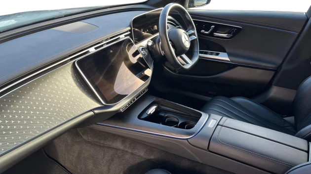 Mercedes-Benz E-Class Listing Image