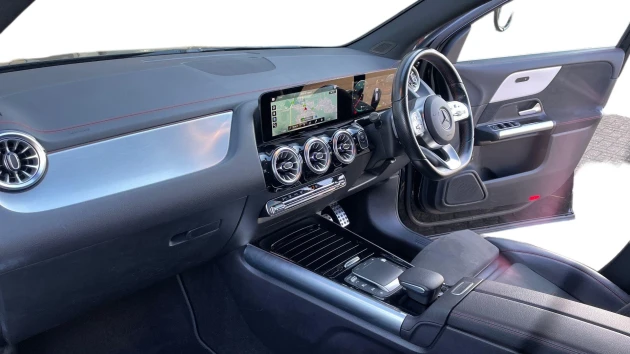 Mercedes-Benz EQA Listing Image