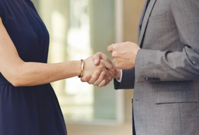 Commercial Vehicle Tracker