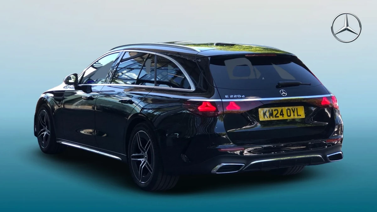 Mercedes-Benz E-Class Image 3