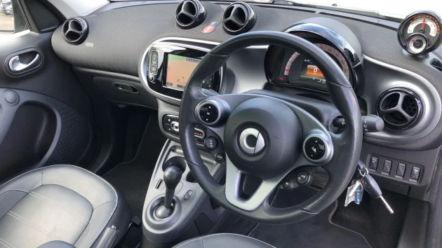 Smart forfour Listing Image