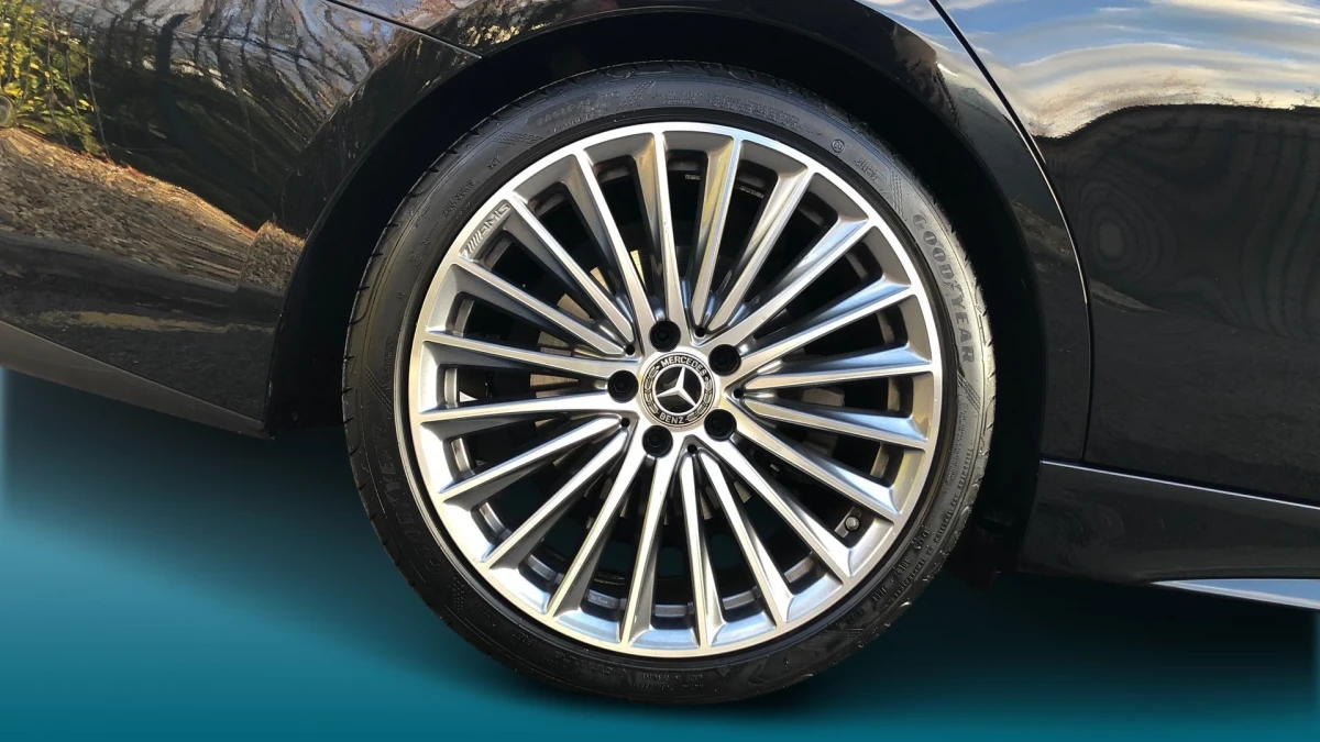 Mercedes-Benz C-Class Image 5