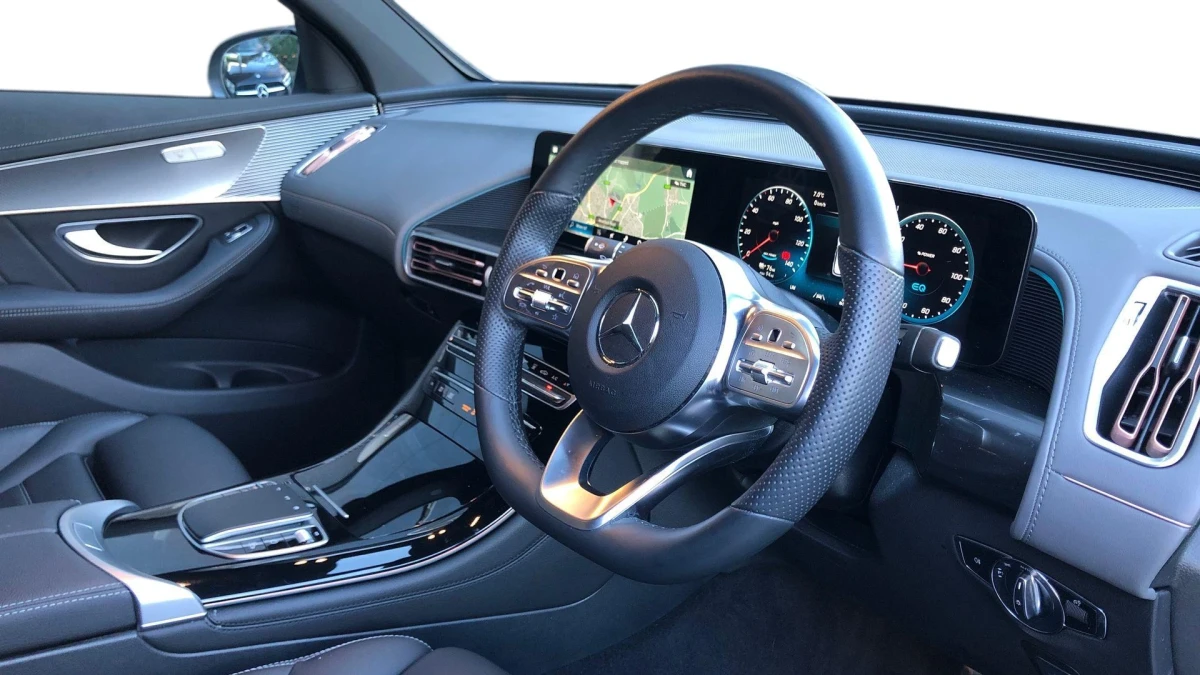 Mercedes-Benz EQC Image 3