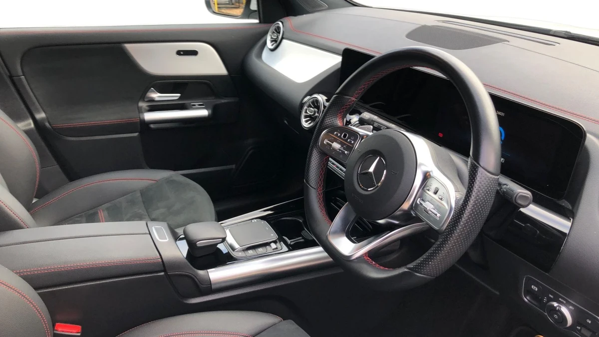 Mercedes-Benz EQA Image 3