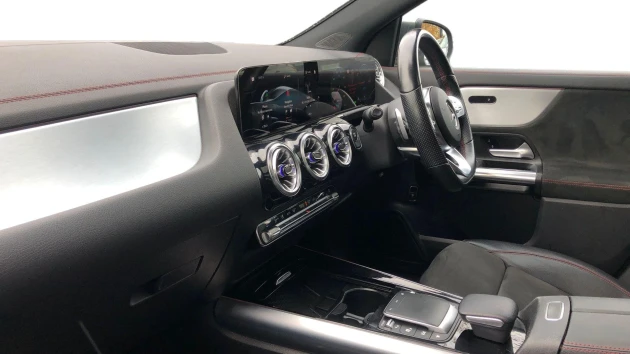 Mercedes-Benz EQA Listing Image