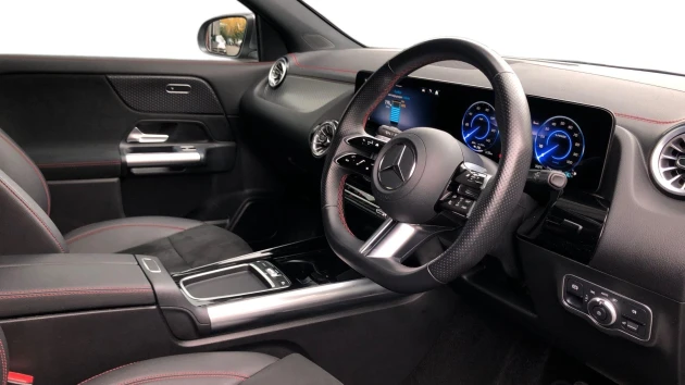 Mercedes-Benz EQA Listing Image