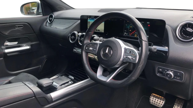 Mercedes-Benz GLA Listing Image