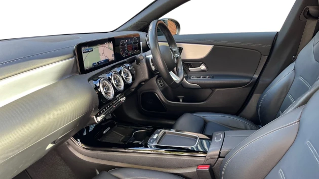 Mercedes-Benz CLA Listing Image