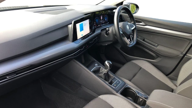 Volkswagen Golf Listing Image