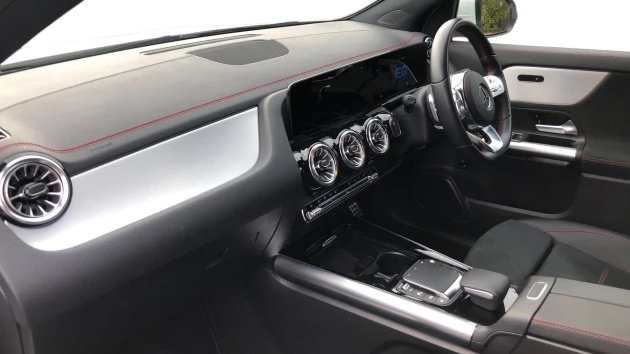 Mercedes-Benz EQA Listing Image