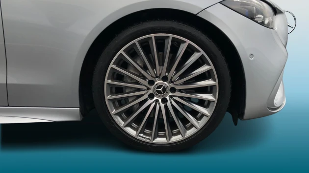 Mercedes-Benz C-Class Listing Image