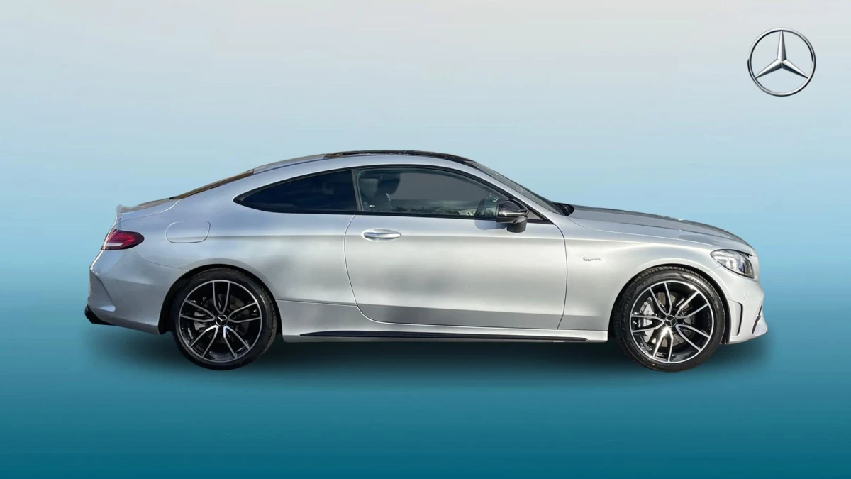 Mercedes-Benz C-Class Image 4