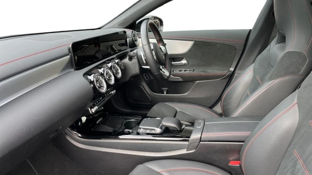 Mercedes-Benz CLA Listing Image