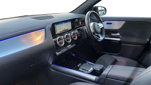 Mercedes-Benz EQA Listing Image