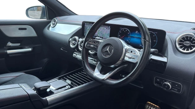 Mercedes-Benz EQA Listing Image