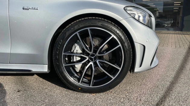 Mercedes-Benz C-Class Listing Image